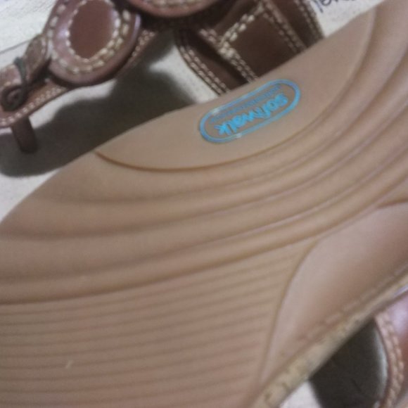 Softwalk Sandals - Picture 5 of 7